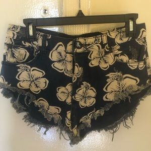 One Teaspoon Shorts Size 26